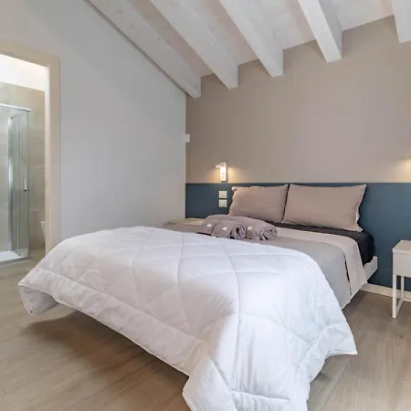 Apartment-boutique Stella *