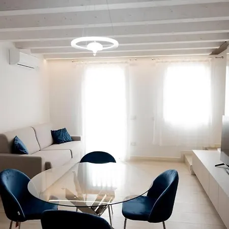 Apartment-boutique Stella *